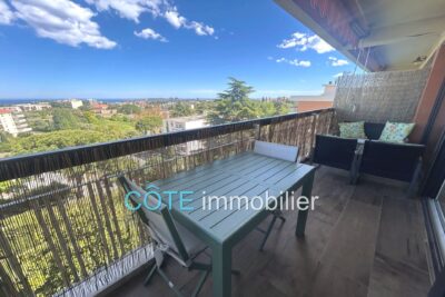 ANTIBES DERNIER ETAGE 3 PIECES TERRASSE PARKING CALME VUE DEGA – 3 pièces – 2 chambres – 68.00 m²