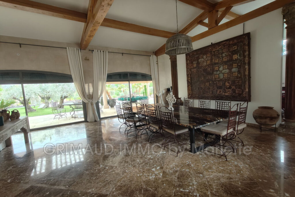Propriété de luxe avec piscine à Lorgues – 9 pièces – 6 chambres – 250.00 m²