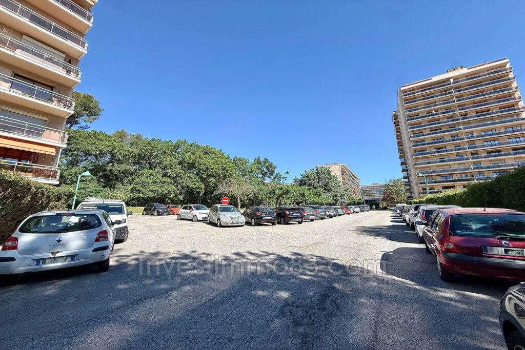 Dans une résidence fermée et sécurisée, au calme, bel appartem – 3 pièces – 2 chambres – 71.00 m²