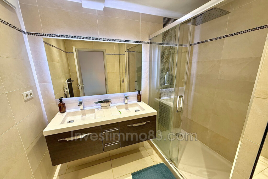 Dans une résidence fermée et sécurisée, au calme, bel appartem – 3 pièces – 2 chambres – 71.00 m²