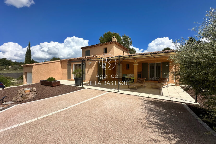 Maison à vendre à Saint-maximin-la-sainte-baume