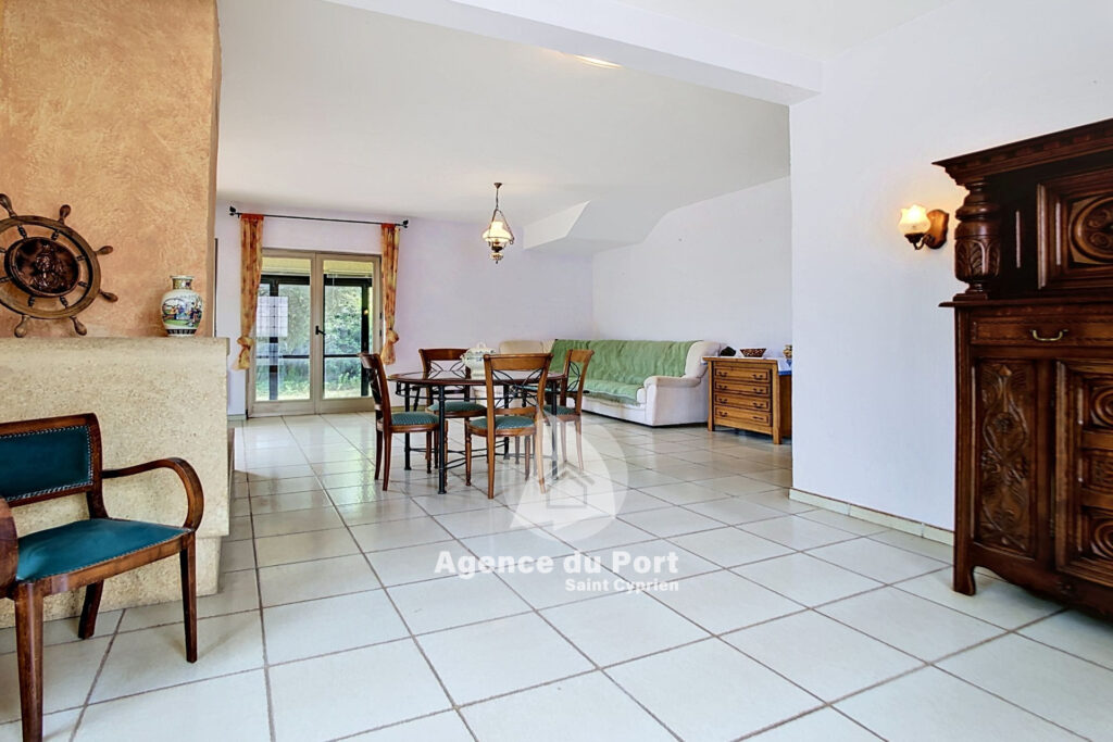 vente maison 5 Pièce(s) – 5 pièces – 3 chambres – 133.00 m²