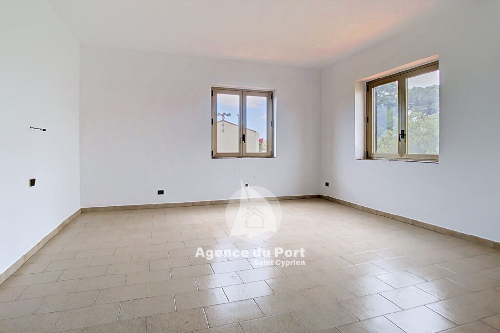 vente maison 5 Pièce(s) – 5 pièces – 3 chambres – 133.00 m²