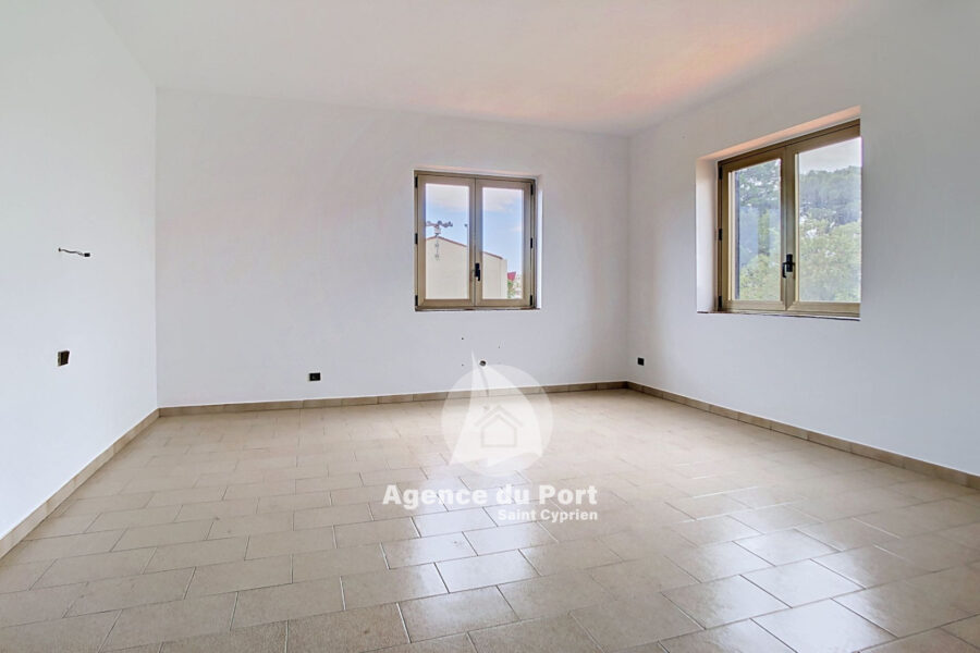 Maison à vendre à Saint-cyprien