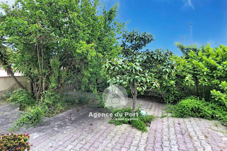 Maison à vendre à Saint-cyprien