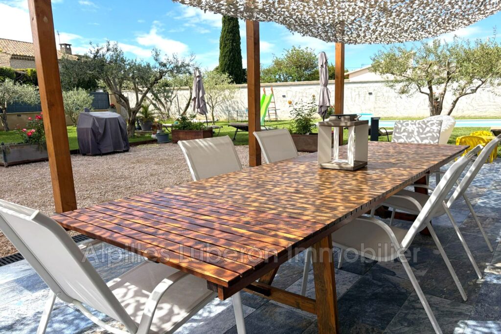 location saisonnière maison 6 Pièce(s) – 6 pièces – 4 chambres – 200.00 m²