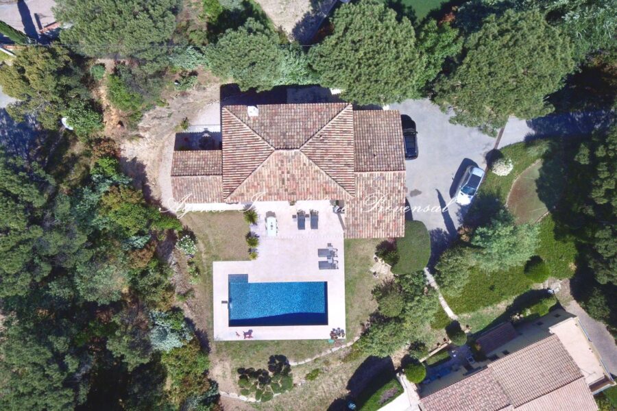 Maison à vendre à Sainte-Maxime — Vue mer — photo 5