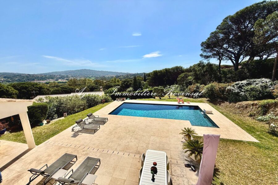 Maison à vendre à Sainte-Maxime — Vue mer — photo 1