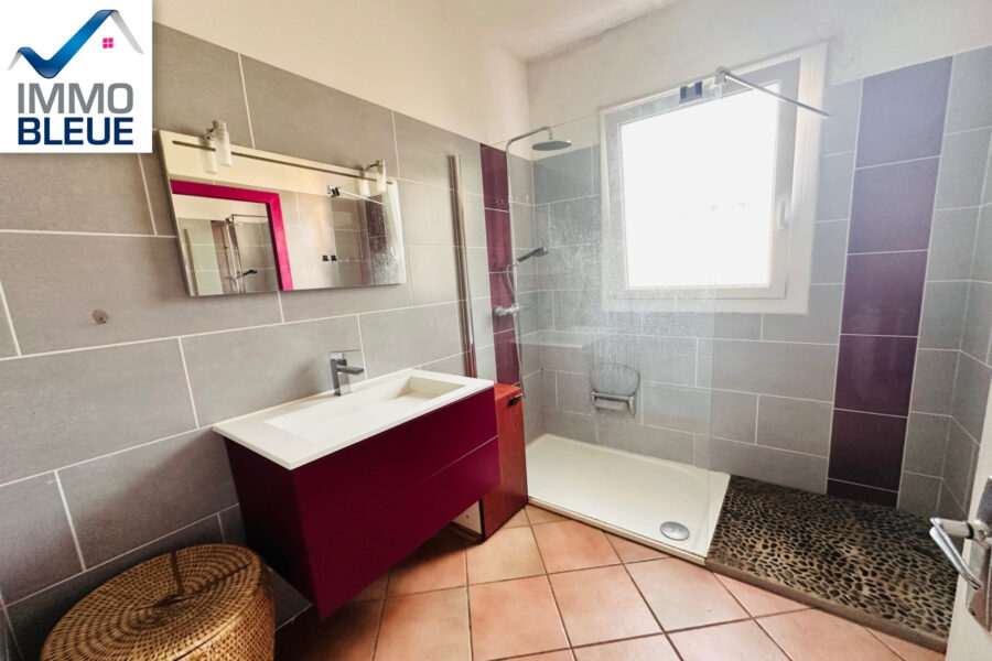 Maison à vendre à Sausset-les-pins — Vue parc — photo 8