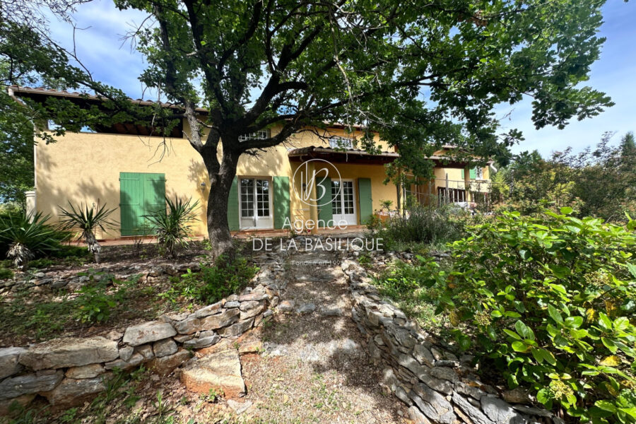Maison à vendre à Saint-maximin-la-sainte-baume