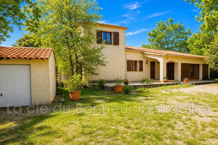 Maison à vendre à Régusse