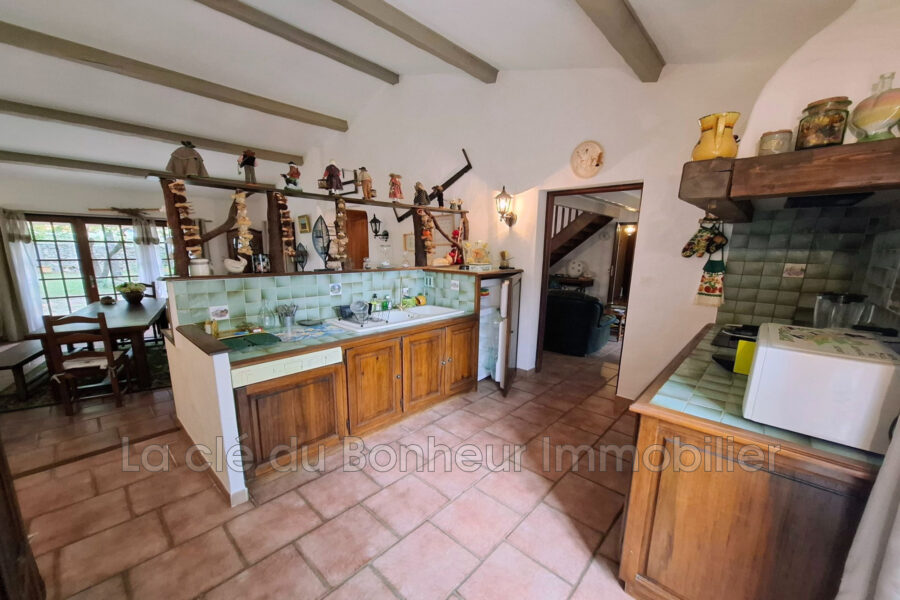 Maison à vendre à Régusse