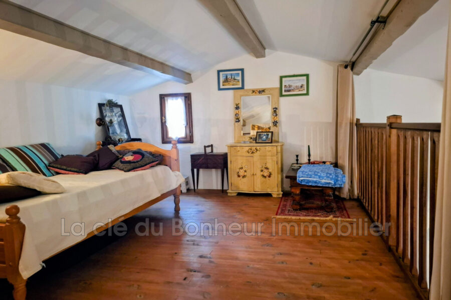 Maison à vendre à Régusse