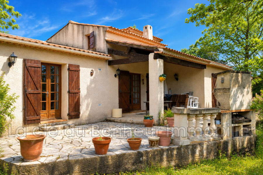 Maison à vendre à Régusse