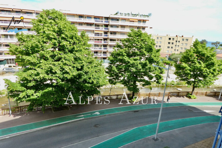 Appartement à vendre à Cagnes-sur-Mer — Vue mer — photo 11