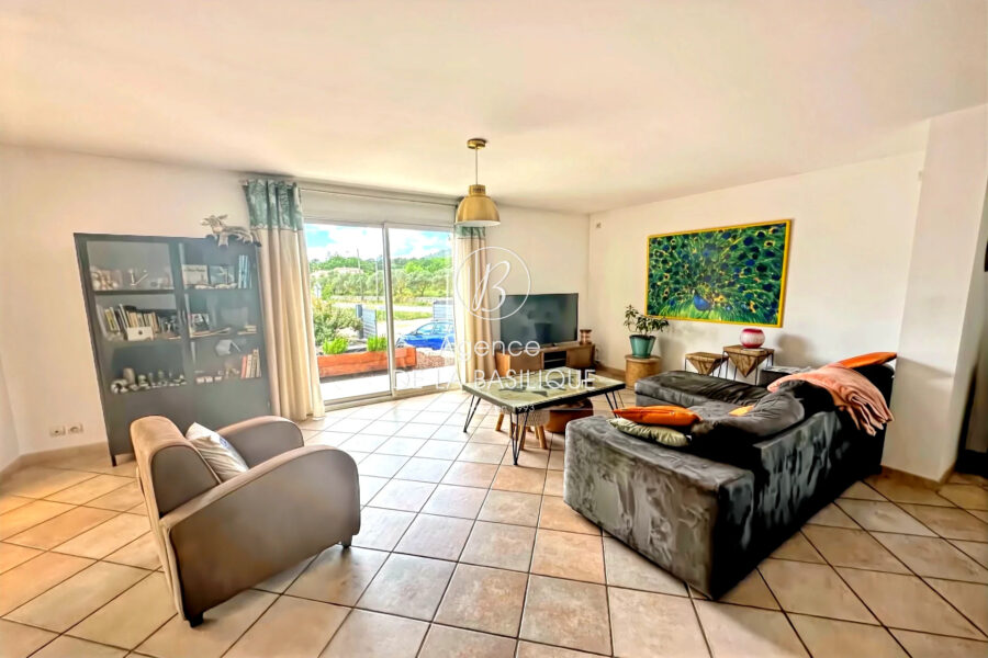 Maison à vendre à Saint-maximin-la-sainte-baume