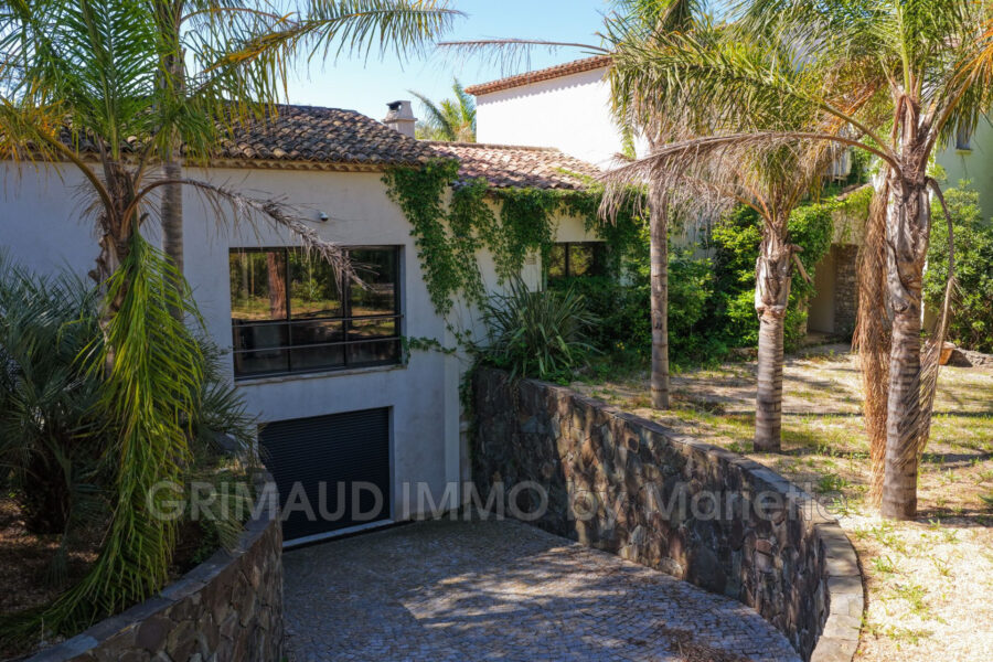 Maison à vendre à Grimaud