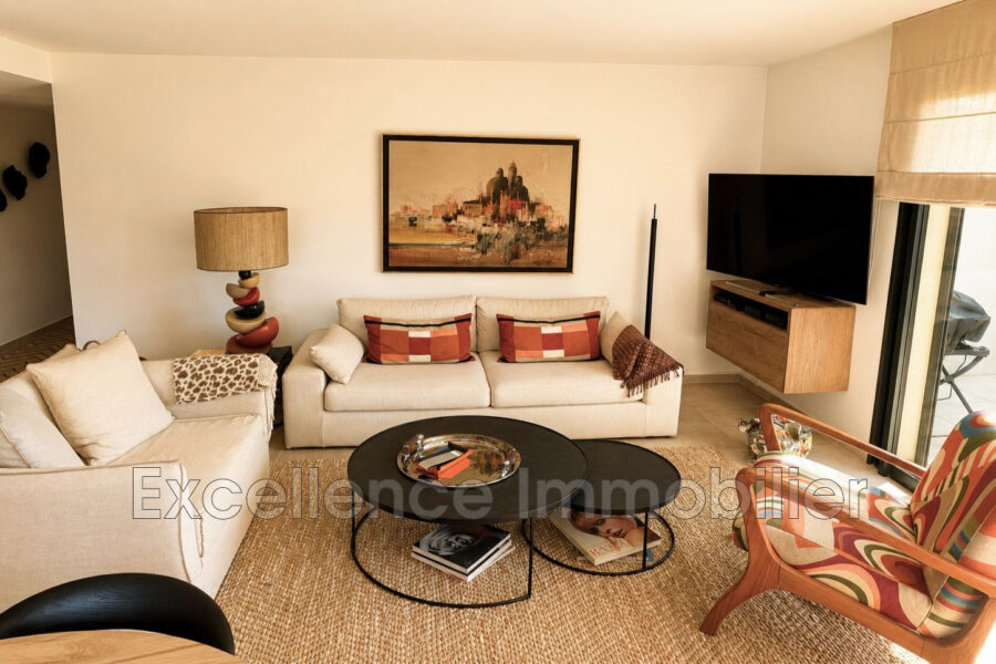 Appartement à vendre à Sainte-Maxime — Vue sur la ville — photo 5