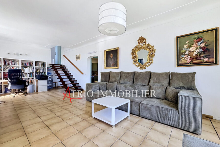 Maison à vendre à Cagnes-sur-Mer