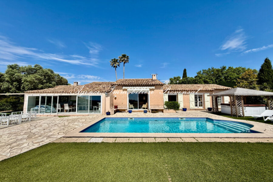 Maison à vendre à Sainte-maxime