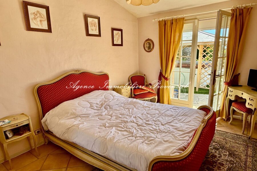 Maison à vendre à Sainte-maxime