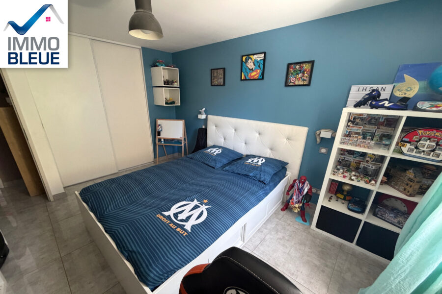 Maison à vendre à Marignane — Vue parc & jardin — photo 9