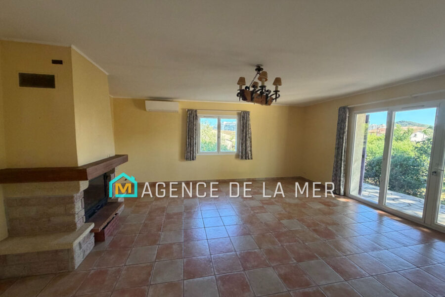 Maison à vendre à Mandelieu-la-napoule