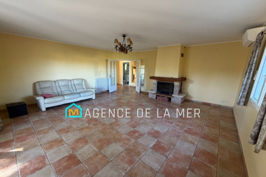 Maison à vendre à Mandelieu-la-napoule