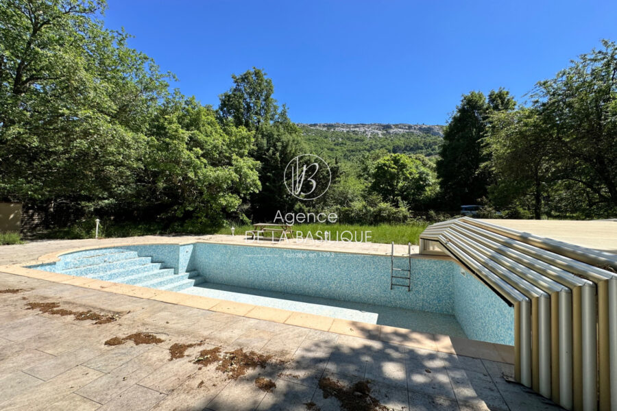 Maison à vendre à Plan-d&rsquo;aups-sainte-baume
