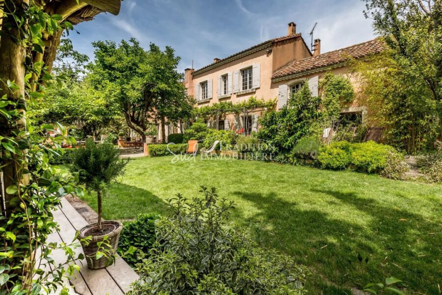 Maison à vendre à Paradou