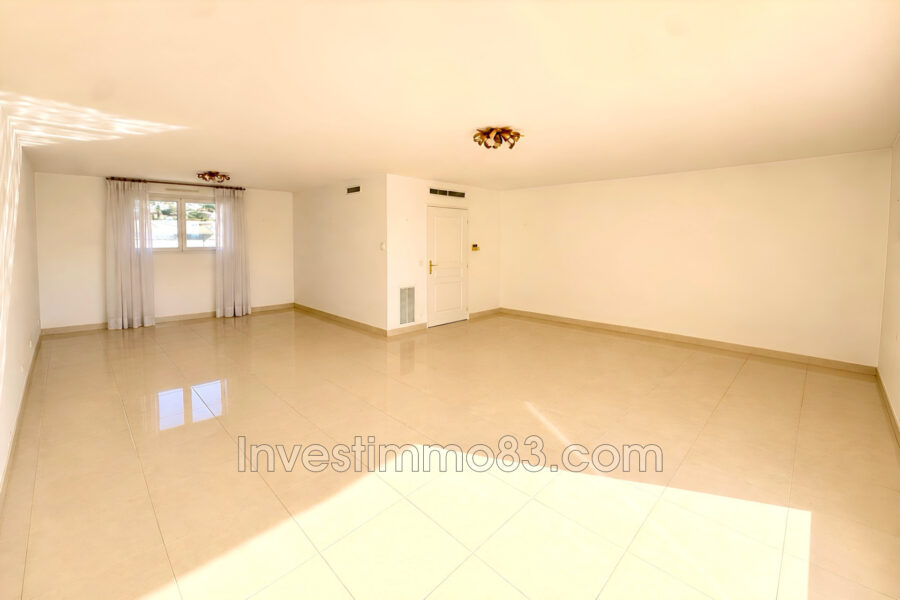 Appartement à vendre à Hyères