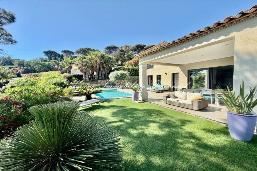 Maison à vendre à Sainte-maxime