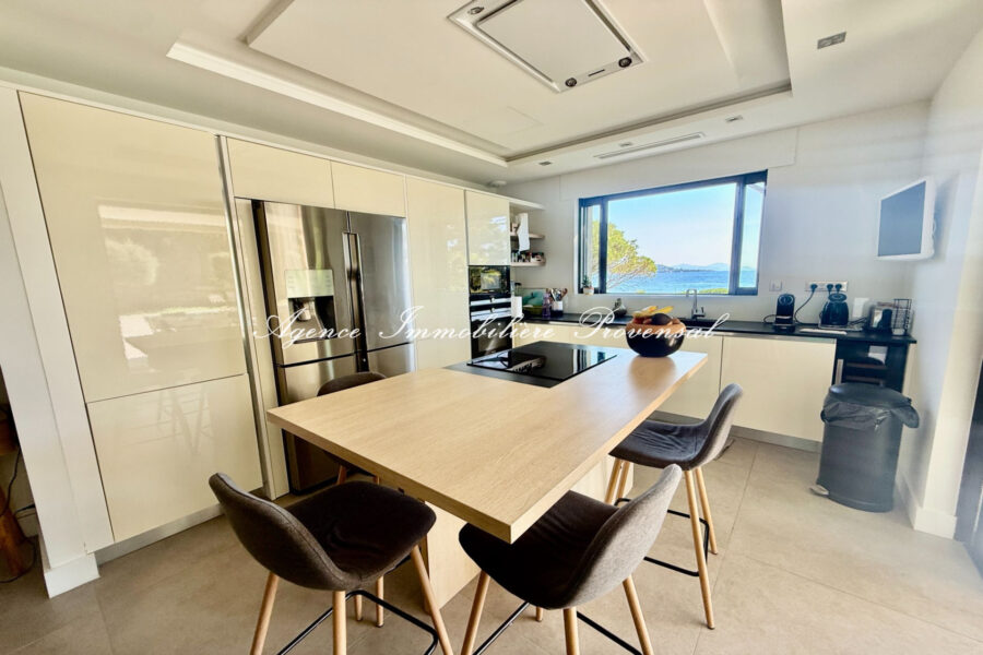 Maison à vendre à Sainte-maxime