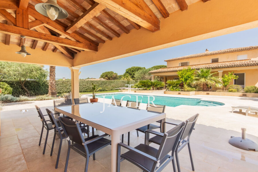 Maison à vendre à Sainte-Maxime — Vue mer — photo 7