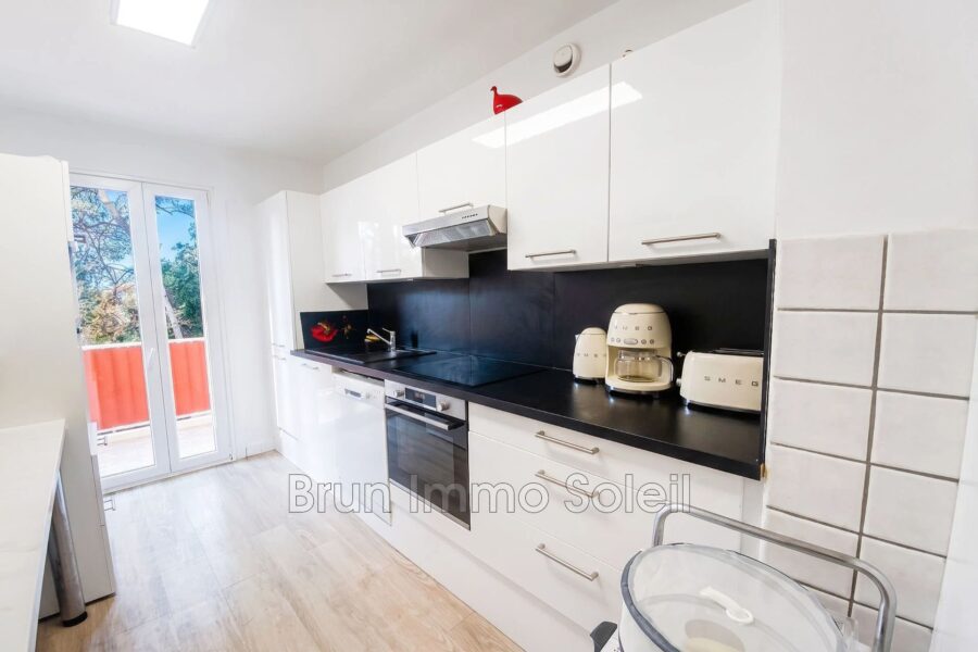 Appartement à vendre à Cagnes-sur-Mer — Vue parc & jardin — photo 3