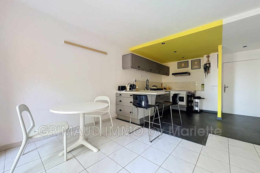 Appartement à vendre à Grimaud — Vue parc — photo 10