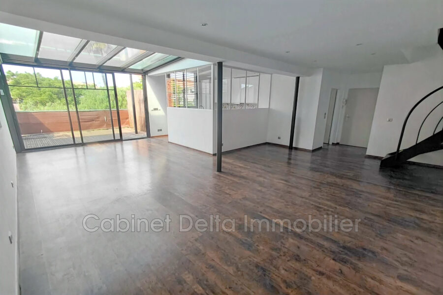 Appartement à louer à Sanary-sur-mer — Vue sur la ville — photo 4