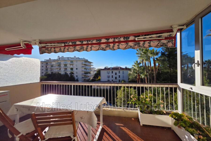 Appartement à vendre à Cannes — Vue parc & jardin — photo 2