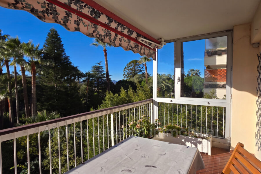 Appartement à vendre à Cannes — Vue parc & jardin — photo 3