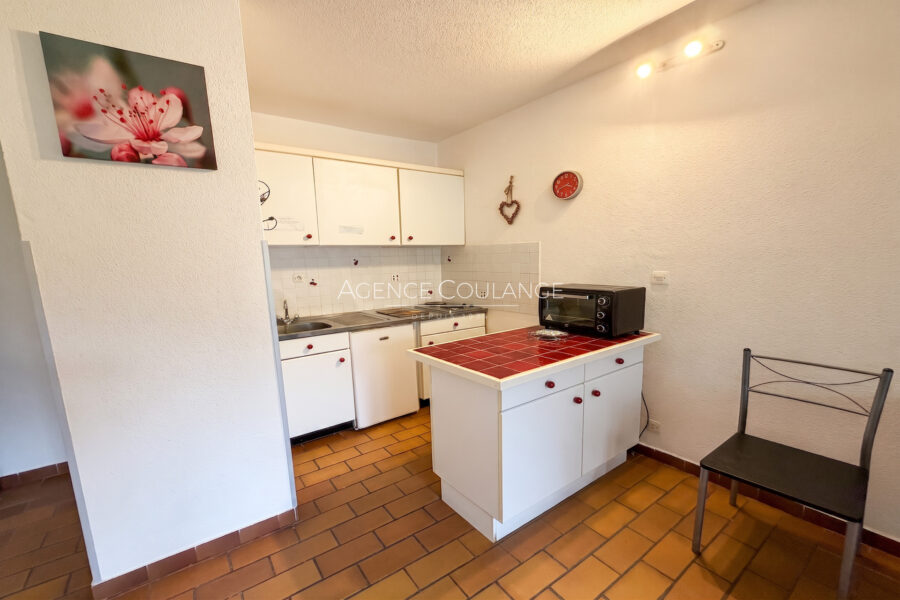 Appartement à vendre à Saint-Cyr-sur-Mer — Vue nature — photo 3