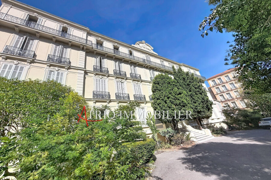 Appartement à vendre à Menton — Vue parc & jardin — photo 2