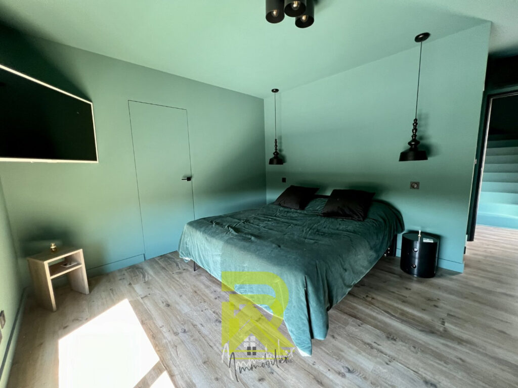VILLA MODERNE AVEC VUE PANORAMIQUE AGDE – 5 pièces – 4 chambres – 190 m²