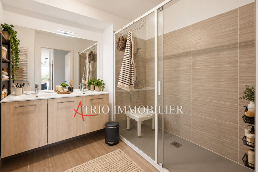 Appartement à vendre à Cagnes-sur-Mer — Vue sur la ville — photo 9