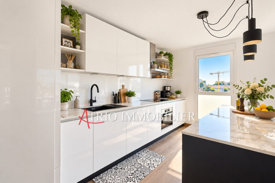 Appartement à vendre à Cagnes-sur-Mer — Vue sur la ville — photo 6