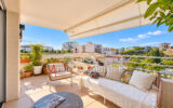 Appartement à vendre à Cagnes-sur-Mer — Vue sur la ville — photo 1