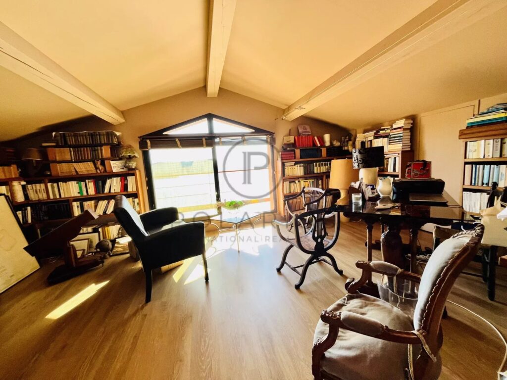Charmante villa avec vue mer sur l&rsquo;Île du Levant – 4 pièces – 3 chambres – 120.5 m²