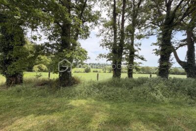 En Exclusivité, Dépendance en pierre à rénover de 70m2 au sol – 1 pièce – NR chambres – 70 m²