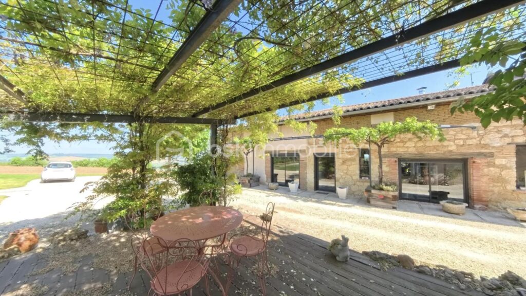 Demeure de charme entre Toulouse et Montauban – 8 pièces – 4 chambres – 330 m²