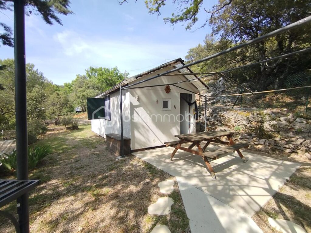🌿 Coin de nature avec mobil-home aménagé sur terrain de 3 597 m², calme absolu 🌿 – NR pièces – NR chambres – 3597 m²