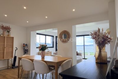 NOUVEAUTE COUP DE COEUR! Une opportunité rarissime : Votre refuge &lsquo;pieds dans l&rsquo;eau&rsquo; – 5 pièces – 2 chambres – 102 m²